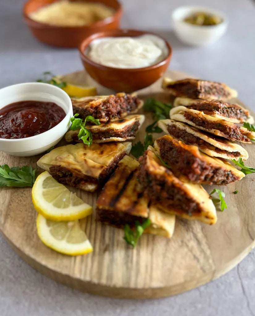 Vegan Chick'n Arayes With Garlic Aioli Dip